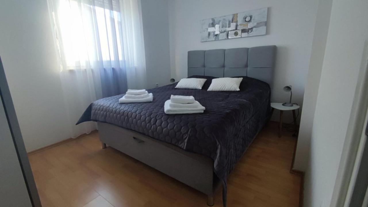 Apartman Lino Medulin Exteriör bild