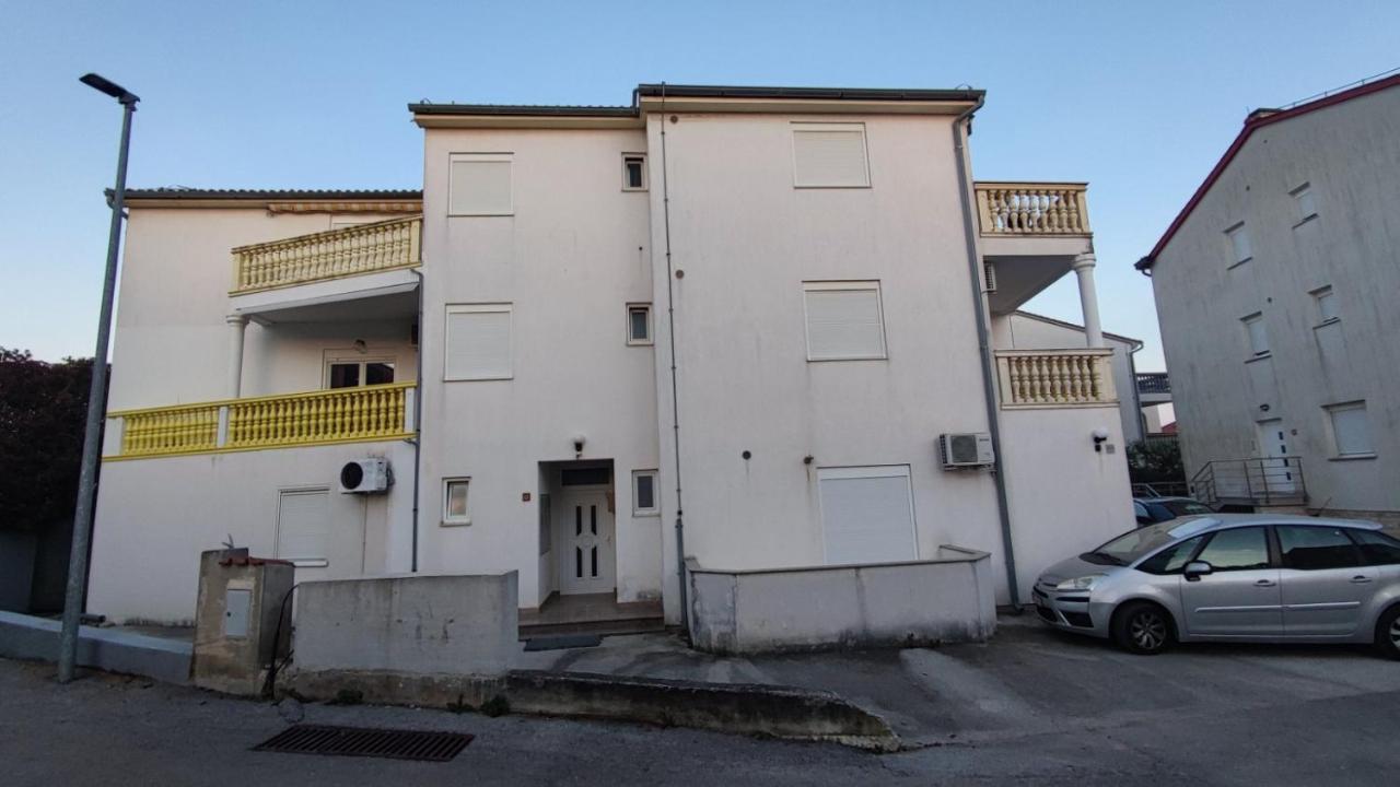 Apartman Lino Medulin Exteriör bild