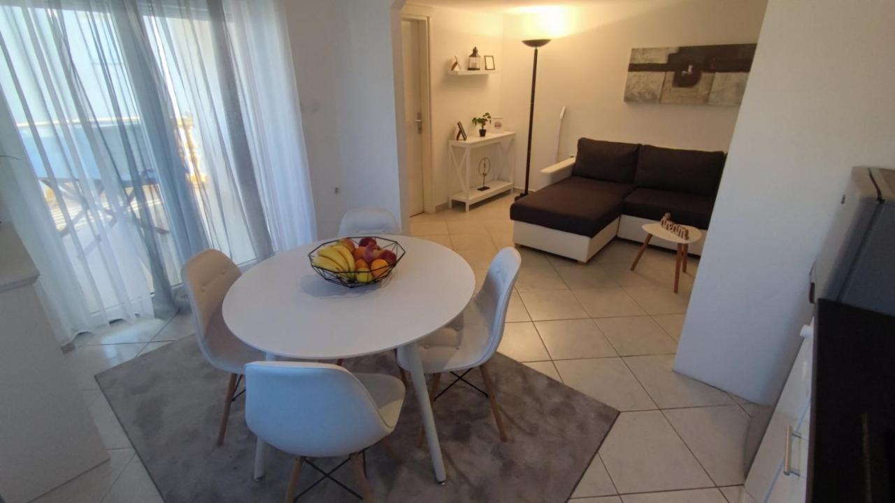 Apartman Lino Medulin Exteriör bild